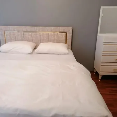 Lägenhet Smf Suites 3+1 Flat